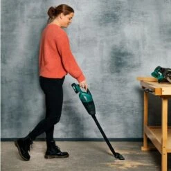 VONROC Potente Aspirabriciole-aspiratore Portatile VPOWER 20V. Include 2 Batterie 2.0Ah, Caricatore, Contenitore Da 0,5 Litri, 3 Ugelli Ed Estensione -Rowentus Negozio 30085934 4